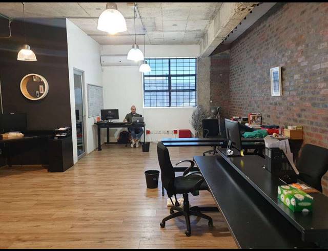 850M² OFFICE FOR SALE IN WOODSTOCK